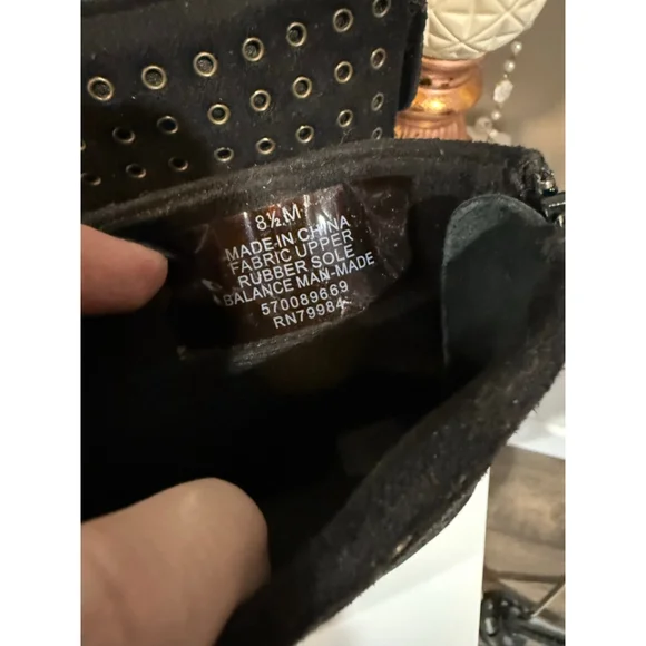 Chico’s Black Suede Eilena Ankle Boots 8.5 - Picture 5 of 5